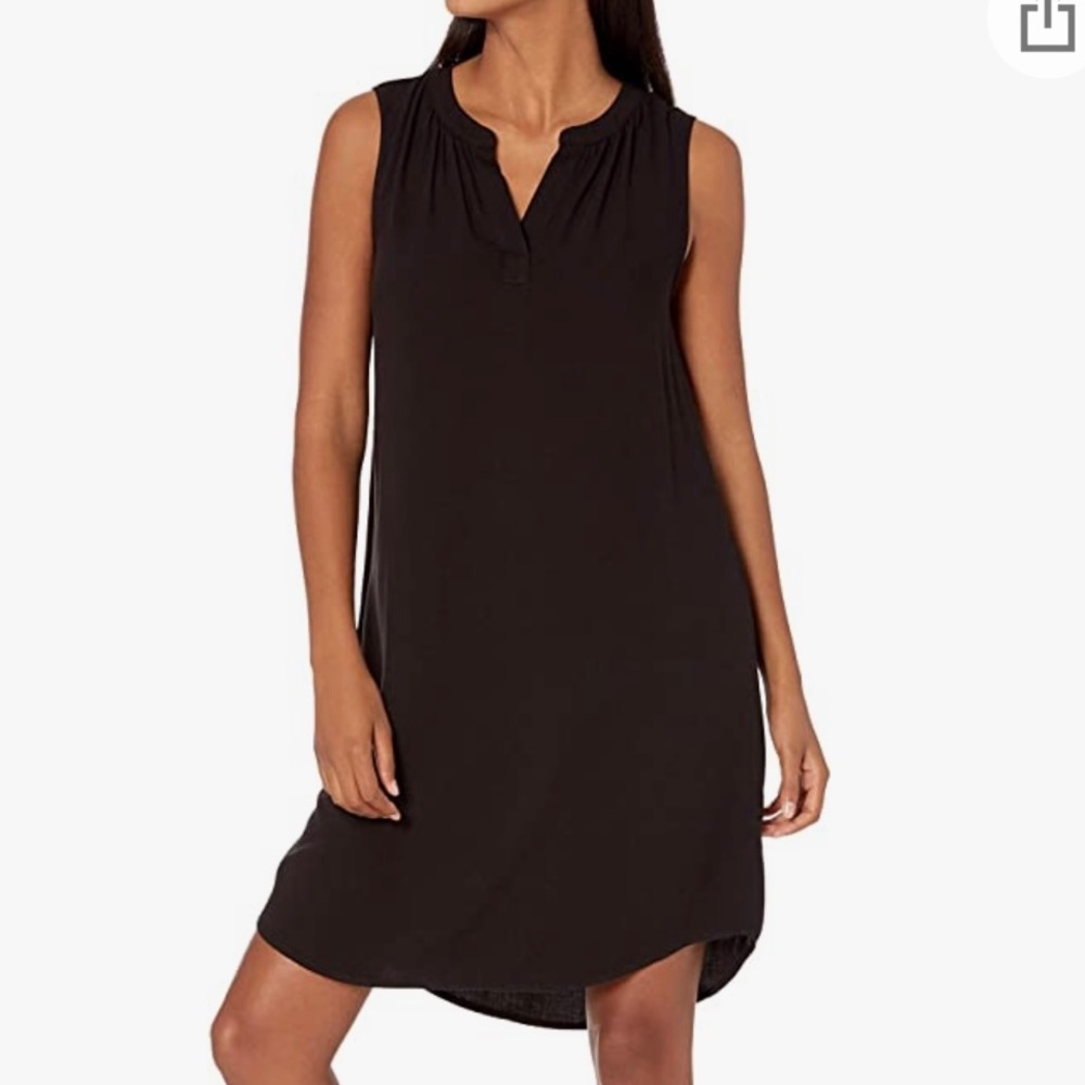 Amazon Essentials Women’s Sleeveless Woven Shift Dress